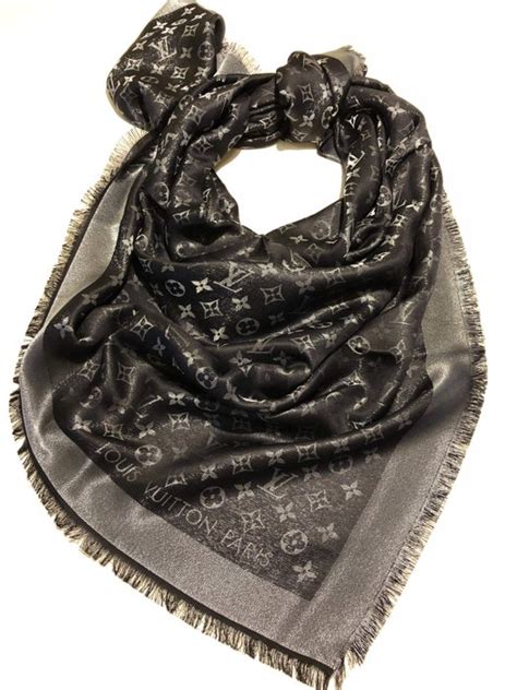 louis vuitton sjaal zwart wit|Shawls and Stoles .